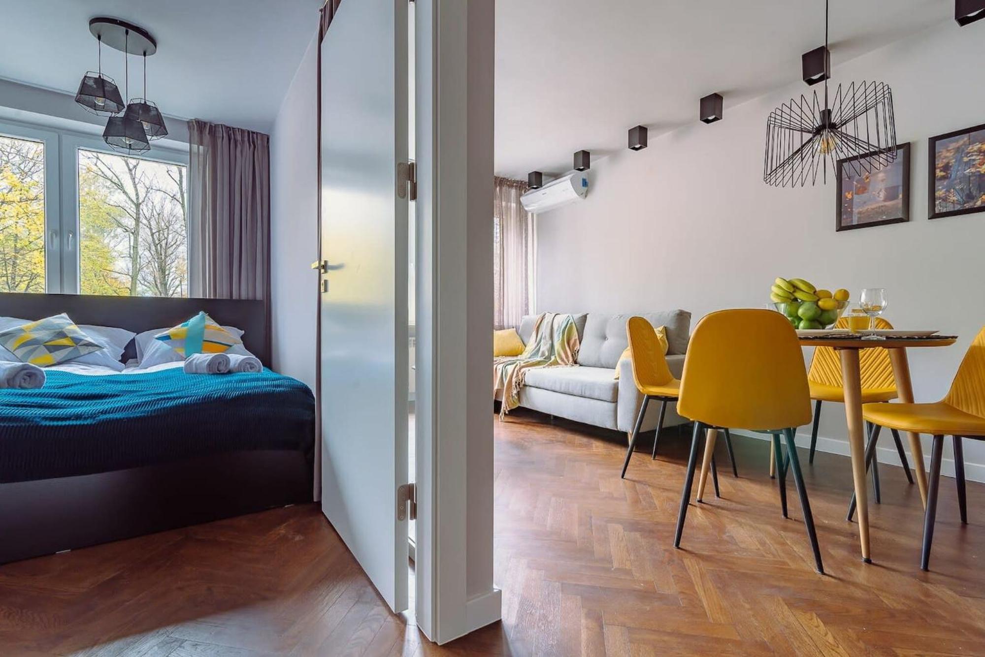 Bruna 2 - Charming Apartment By Noclegi Renters Варшава Екстериор снимка